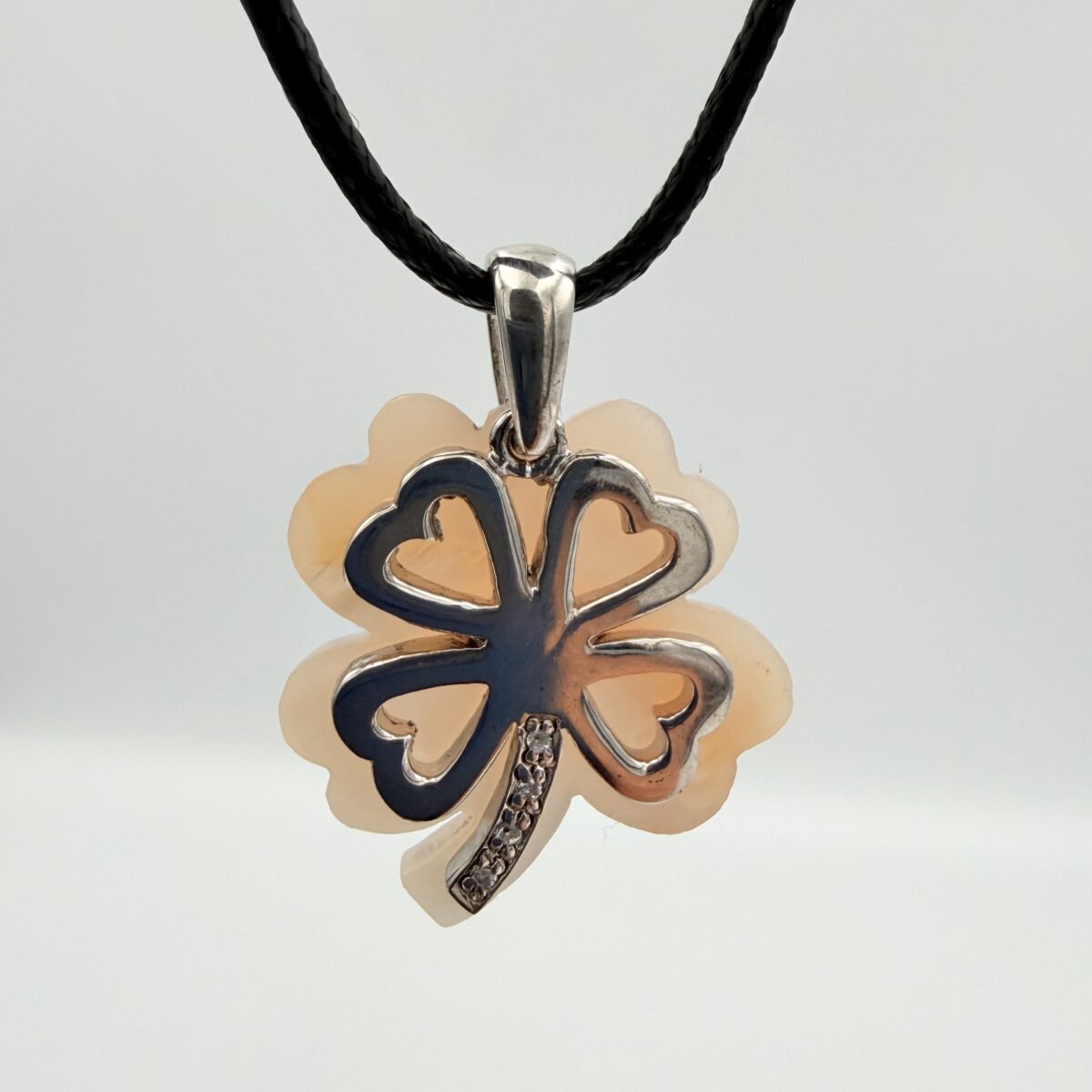 4 Leaf clover Shell Silver 925 Pendant