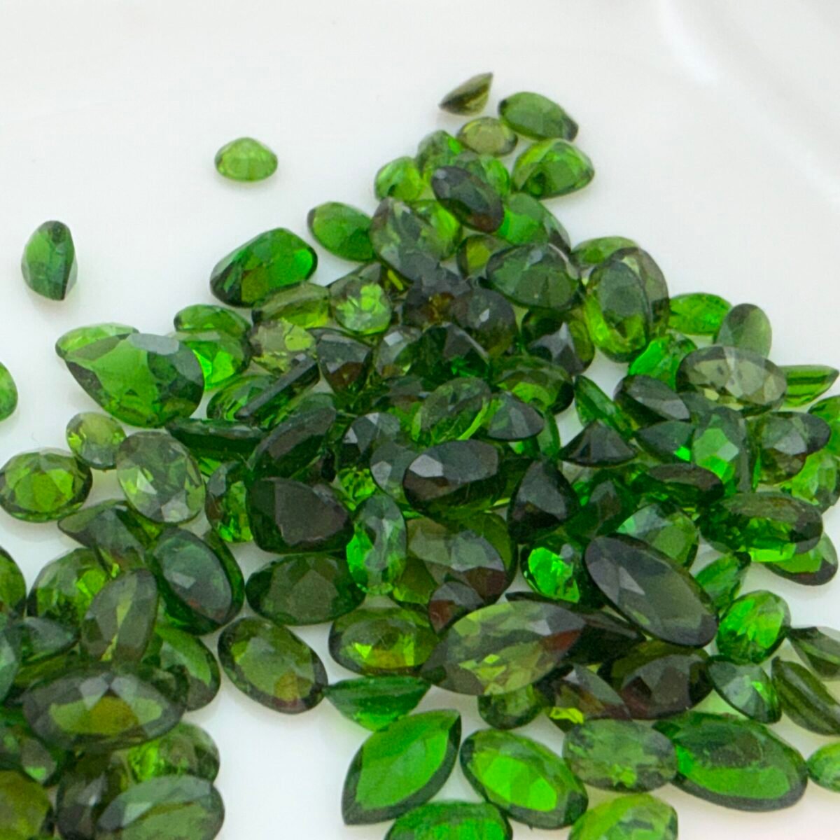Alternative view of Chrome Diopside $15 per Caret